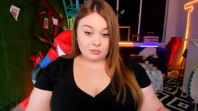 Snapshot of KimberlyMaran chatting on 25, 2, 2025 KimberlyMaran online show from 25, 2, 2025