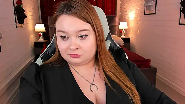 Snapshot of KimberlyMaran chatting on 28, 2, 2025 KimberlyMaran online show from 28, 2, 2025