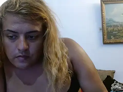 KIARAMARSHALLWELLZ online show from 28, 1, 2025