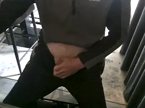 Snapshot of hornyman18cm39 chatting on 12, 6, 2026 hornyman18cm39 online show from 12, 6, 2026
