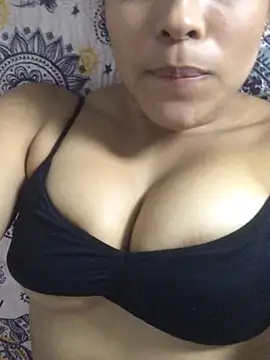 Snapshot of JuanaSimons chatting on 22, 7, 2026 JuanaSimons online show from 22, 7, 2026