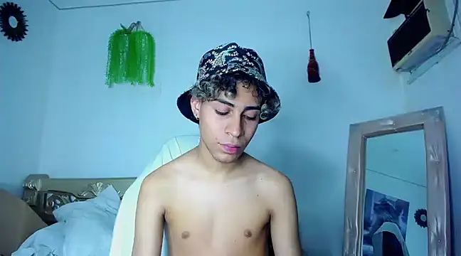 huge armound online show from 5, 2, 2025