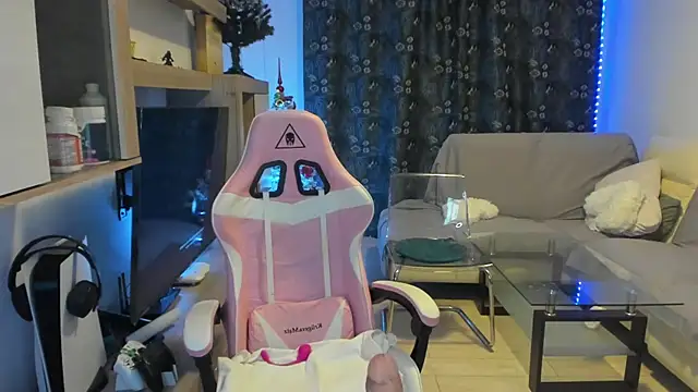 KaylaLaine online show from 13, 12, 2024