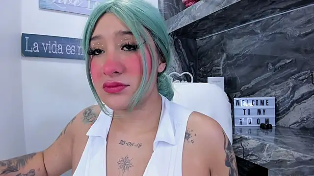 miss danika online show from 27, 11, 2025