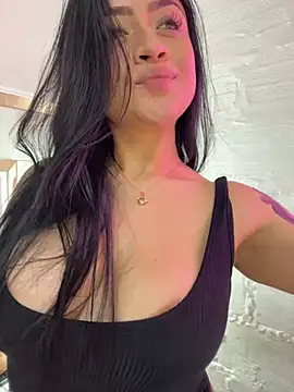 lucianaroy online show from 28, 2, 2025