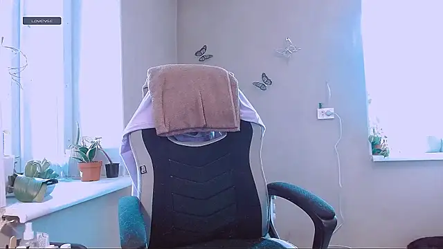 RosaJil online show from 4, 4, 2026