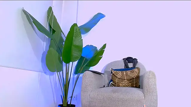 Snapshot of Sara_ow chatting on 3, 6, 2026 Sara ow online show from 3, 6, 2026