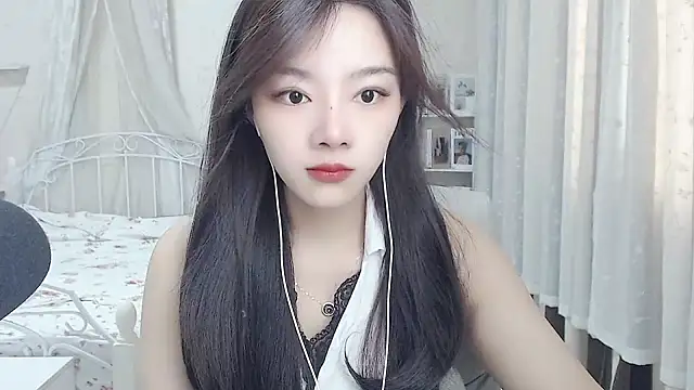 Snapshot of Jenny-Z chatting on 12, 6, 2026 Jenny-Z online show from 12, 6, 2026