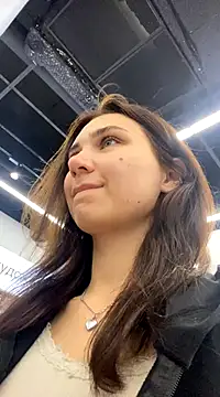 QuitieLia online show from 1, 12, 2024