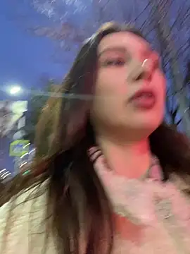 QuitieLia online show from 19, 12, 2024