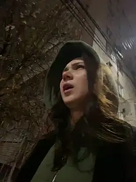 QuitieLia online show from 17, 1, 2025