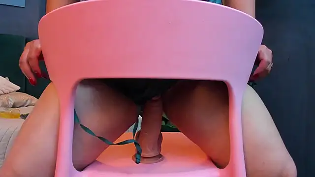 taylor bennet online show from 17, 3, 2025