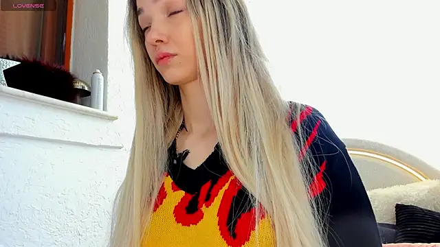 Sassy Teen online show from 8, 4, 2026