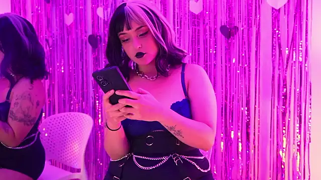 Gloomydoll online show from 13, 2, 2026