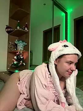 Snapshot of freiiaflower chatting on 21, 12, 2025 freiiaflower online show from 21, 12, 2025