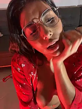 Snapshot of tina_olsen07 chatting on 28, 12, 2024 tina olsen07 online show from 28, 12, 2024