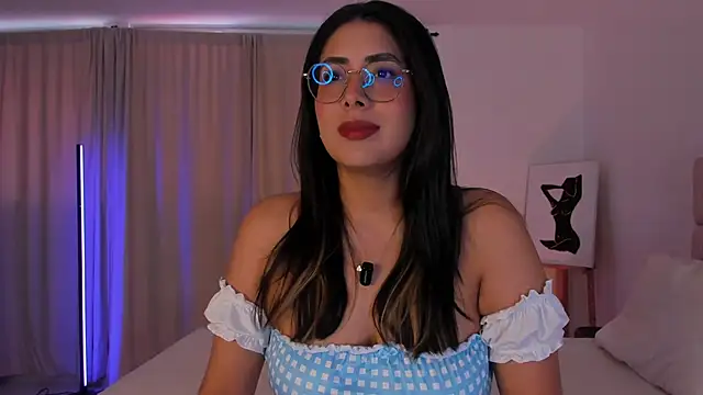 Snapshot of tina_olsen07 chatting on 15, 9, 2025 tina olsen07 online show from 15, 9, 2025