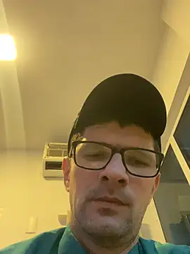 Snapshot of Juliano2289 chatting on 13, 6, 2026 Juliano2289 online show from 13, 6, 2026