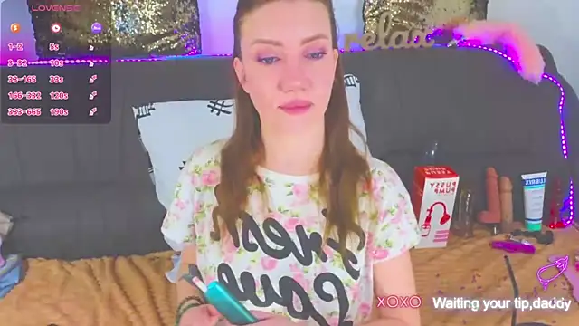 Snapshot of AlexaStoun chatting on 13, 2, 2025 AlexaStoun online show from 13, 2, 2025