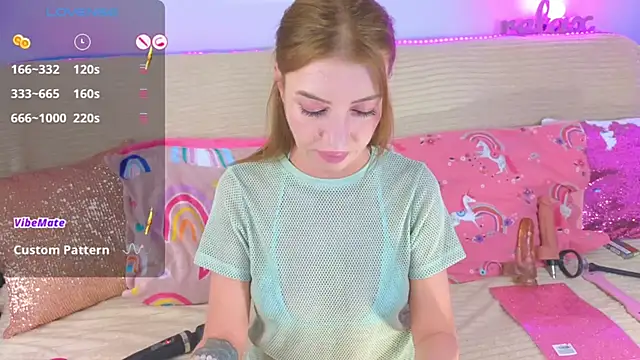 Snapshot of AlexaStoun chatting on 16, 9, 2025 AlexaStoun online show from 16, 9, 2025