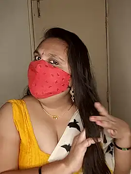 Snapshot of Love-priya chatting on 9, 1, 2025 Love-priya online show from 9, 1, 2025