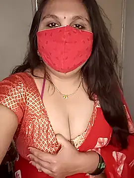 Snapshot of Love-priya chatting on 11, 1, 2025 Love-priya online show from 11, 1, 2025