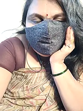 Snapshot of Love-priya chatting on 15, 2, 2025 Love-priya online show from 15, 2, 2025