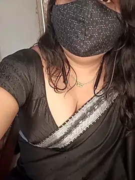 Snapshot of Love-priya chatting on 19, 2, 2025 Love-priya online show from 19, 2, 2025