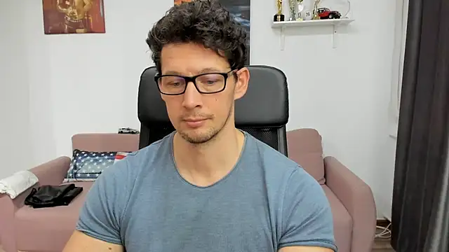 BrutusK08 online show from 4, 2, 2025