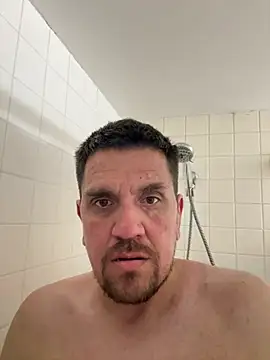 Snapshot of kennyboycum chatting on 8, 7, 2026 kennyboycum online show from 8, 7, 2026