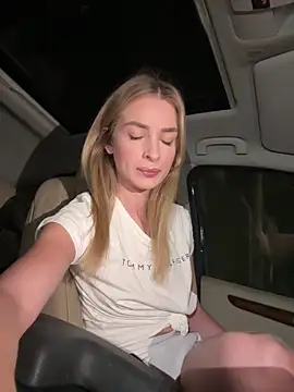 Snapshot of EvieEvans chatting on 1, 12, 2024 EvieEvans online show from 1, 12, 2024