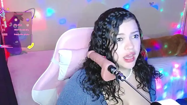 Snapshot of kim_saenz20 chatting on 2, 7, 2026 kim saenz20 online show from 2, 7, 2026