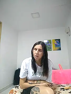 Snapshot of Cameron_puppy chatting on 19, 6, 2026 Cameron puppy online show from 19, 6, 2026