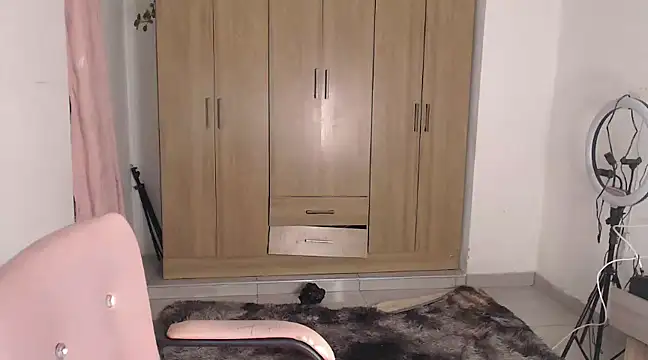 fairylatin222 online show from 6, 2, 2025