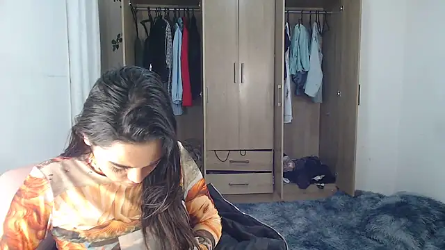 fairylatin222 online show from 4, 3, 2025