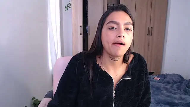 fairylatin222 online show from 5, 3, 2025