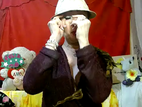 hottieperla online show from 29, 3, 2026