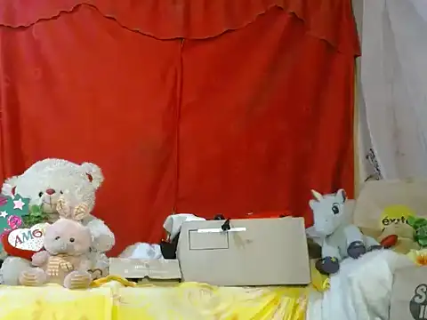 Snapshot of hottieperla chatting on 21, 5, 2026 hottieperla online show from 21, 5, 2026