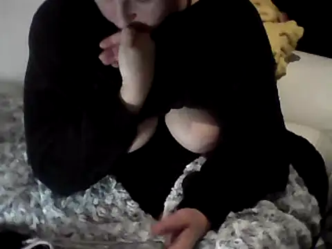 Snapshot of DragoneSFR chatting on 27, 1, 2025 DragoneSFR online show from 27, 1, 2025