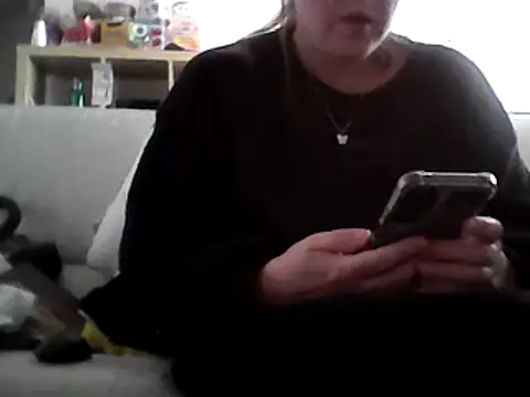 Snapshot of DragoneSFR chatting on 6, 3, 2025 DragoneSFR online show from 6, 3, 2025