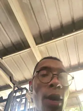 Aaronblack1  online show from 25, 5, 2026