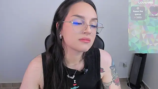 anaveleeez online show from 27, 5, 2026