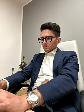 Snapshot of masterboss_ chatting on 5, 12, 2024 masterboss  online show from 5, 12, 2024