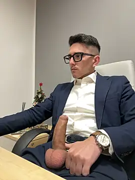 Snapshot of masterboss_ chatting on 9, 12, 2024 masterboss  online show from 9, 12, 2024