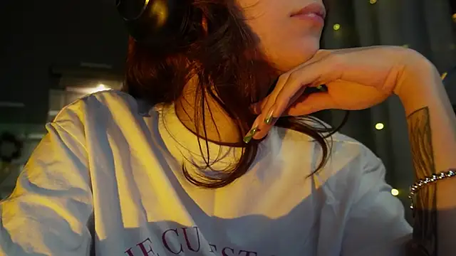 Snapshot of BOOLOCHKAA chatting on 26, 12, 2024 BOOLOCHKAA online show from 26, 12, 2024