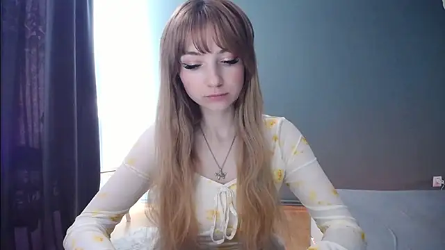 LuciaYoung online show from 21, 2, 2025