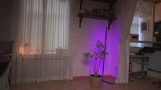 PixieMeow  online show from 21, 2, 2025