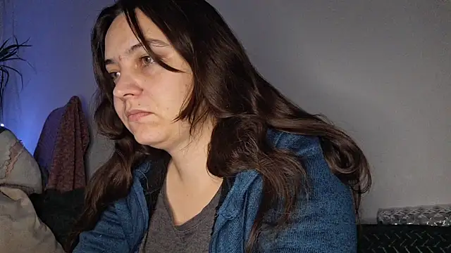 Cyndee Winter online show from 5, 11, 2025