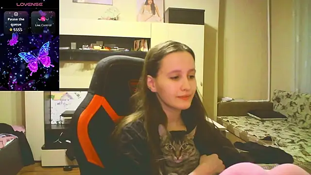 babywaifu online show from 2, 10, 2025