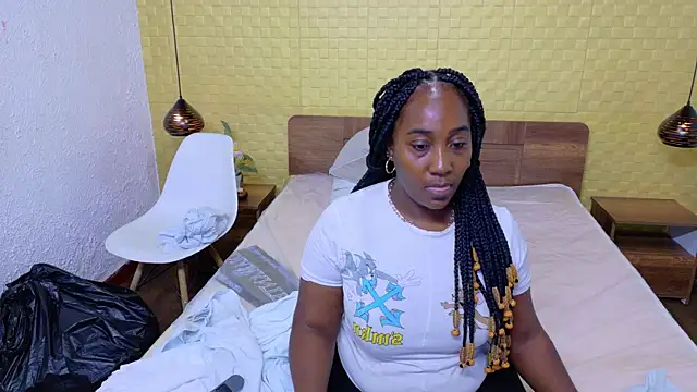 kiara evanss online show from 13, 9, 2025